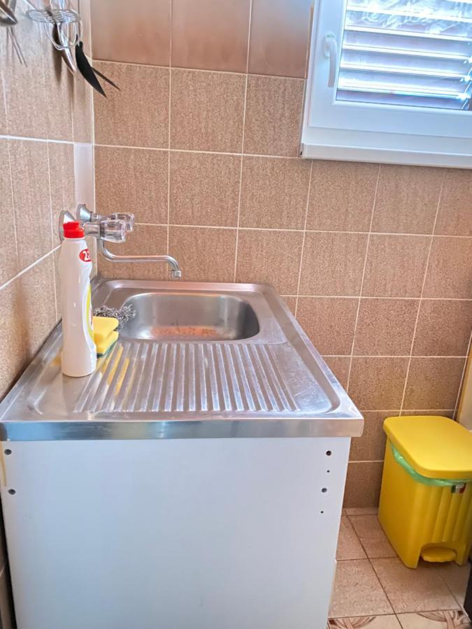 קריקווניצה Apartmani Jelena מראה חיצוני תמונה