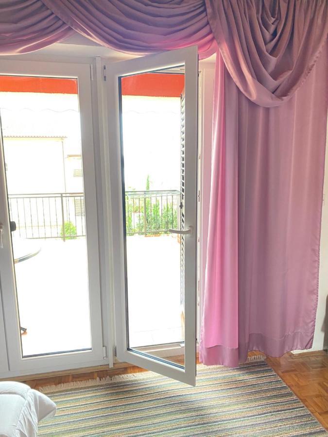 קריקווניצה Apartmani Jelena מראה חיצוני תמונה