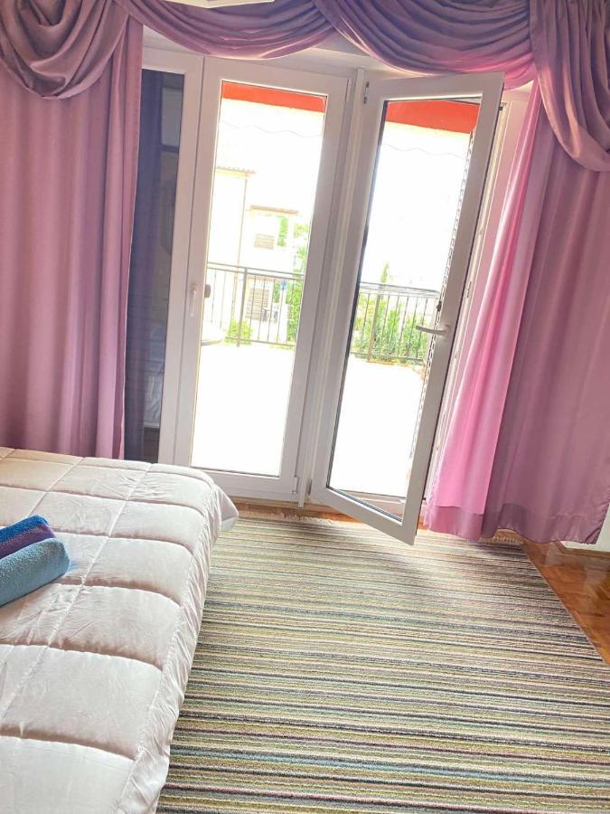 קריקווניצה Apartmani Jelena מראה חיצוני תמונה